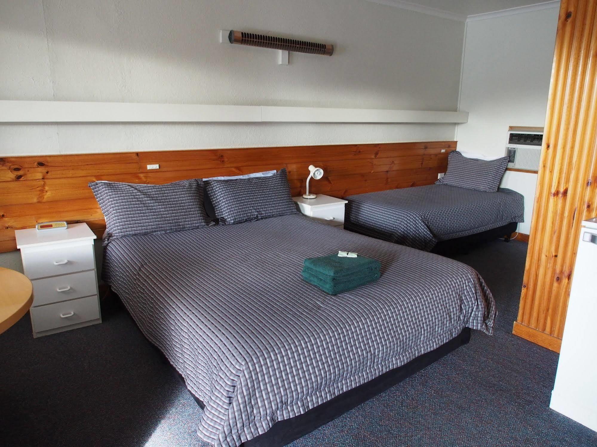 Majestic Motel Horsham Eksteriør billede